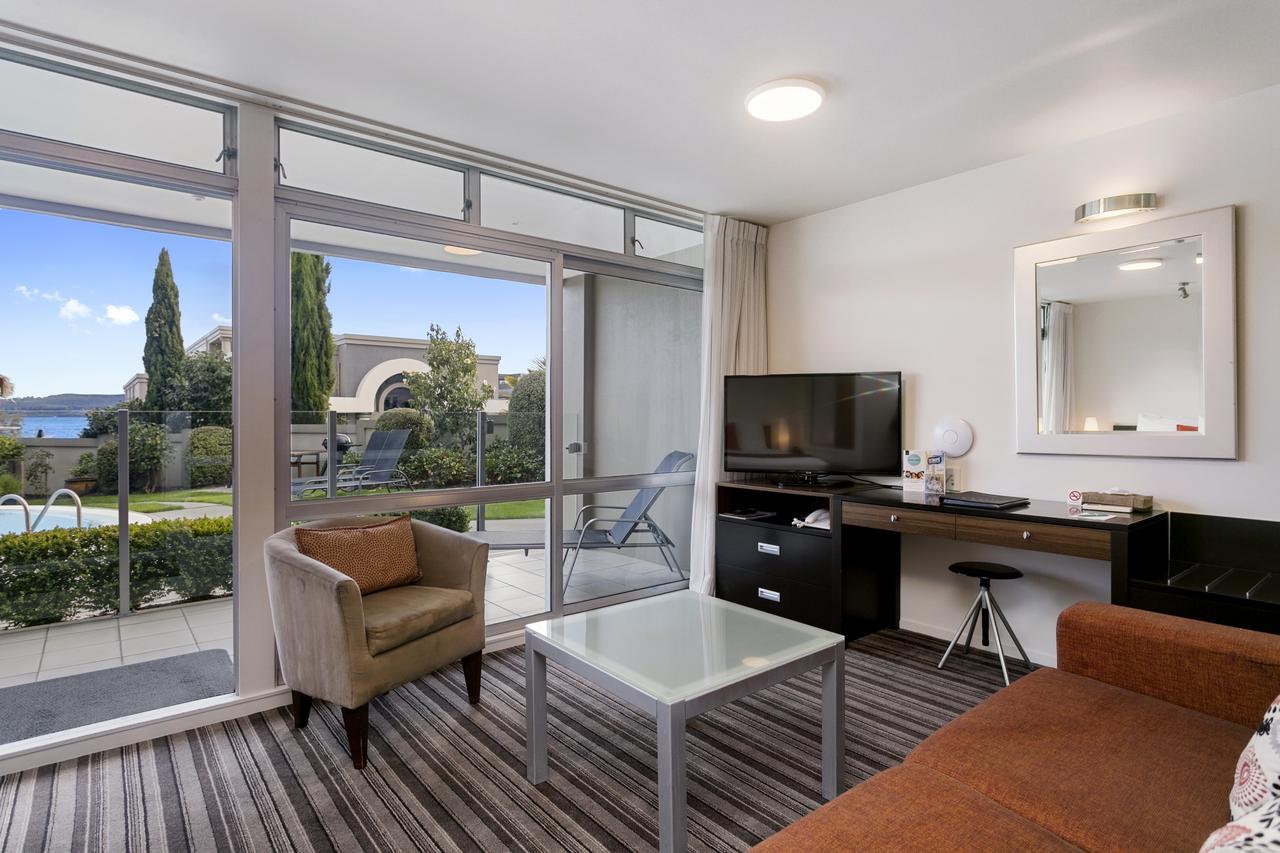 The Reef Resort Taupo Bagian luar foto